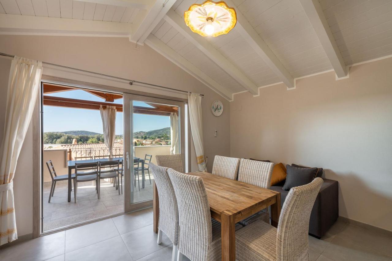 Villa Sa Rocca Junior & Suite Chia Bagian luar foto